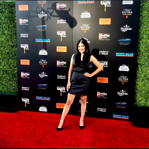 Meet your Posher, Michelle - Picture 3 of 3